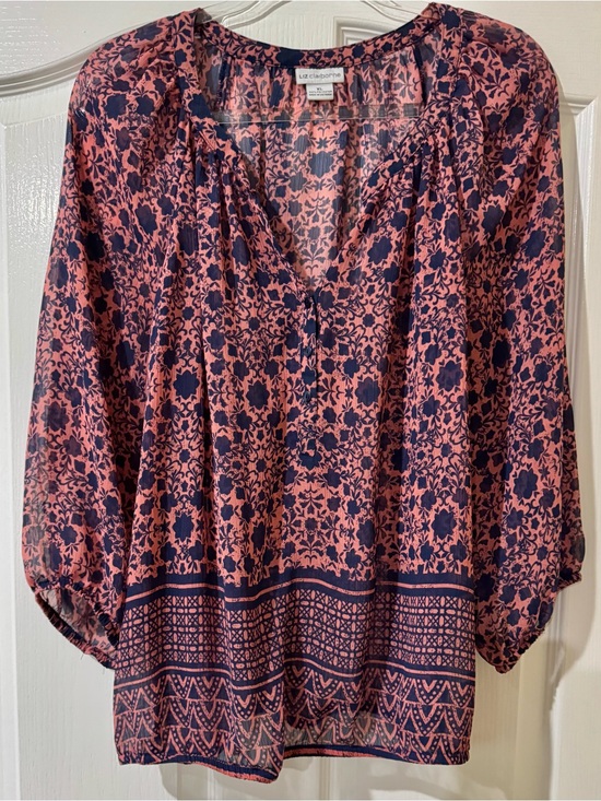 Liz Claiborne Tops - Liz Claiborne Navy and Coral Floral Print Peasant Top XL Semi Sheer
